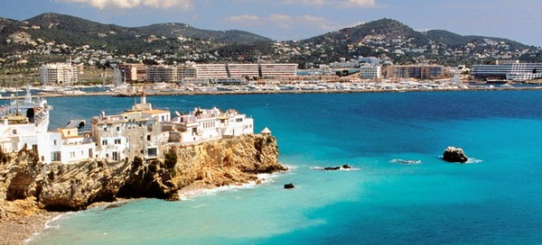 Ibiza-Spanielsko-Ubytovanie-dovolenka-zajazd